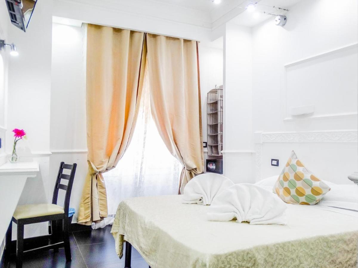 La Di Piazza Del Popolo Gasthof 3*